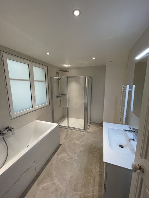 Salles de bains, réalisation CEM