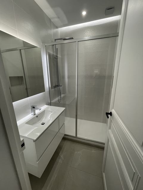Salles de bains, réalisation CEM