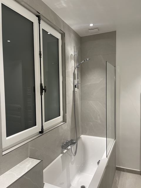 Salles de bains, réalisation CEM